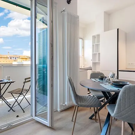 Apartment New Modern In 200m From M4 Argonne