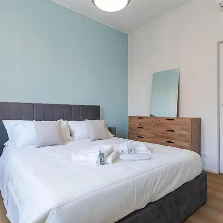Apartment New Modern In 200m From M4 Argonne
